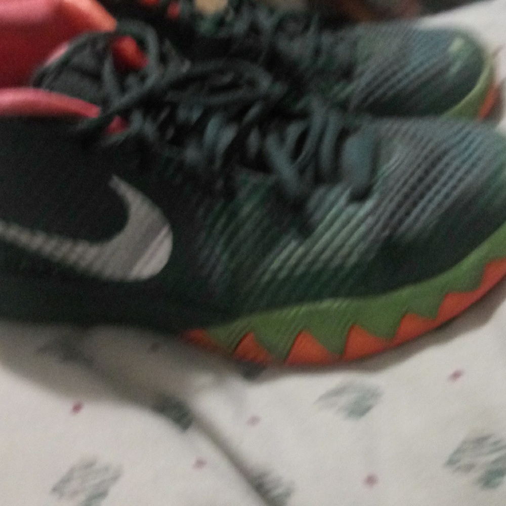 Nike shoes